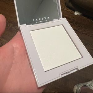 Jaclyn Cosmetics Last Act Translucent Setting Powder